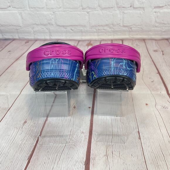 Crocs Classic x Disney Villains Clogs Kids Size 12 (207722-001) - Picture 9 of 10